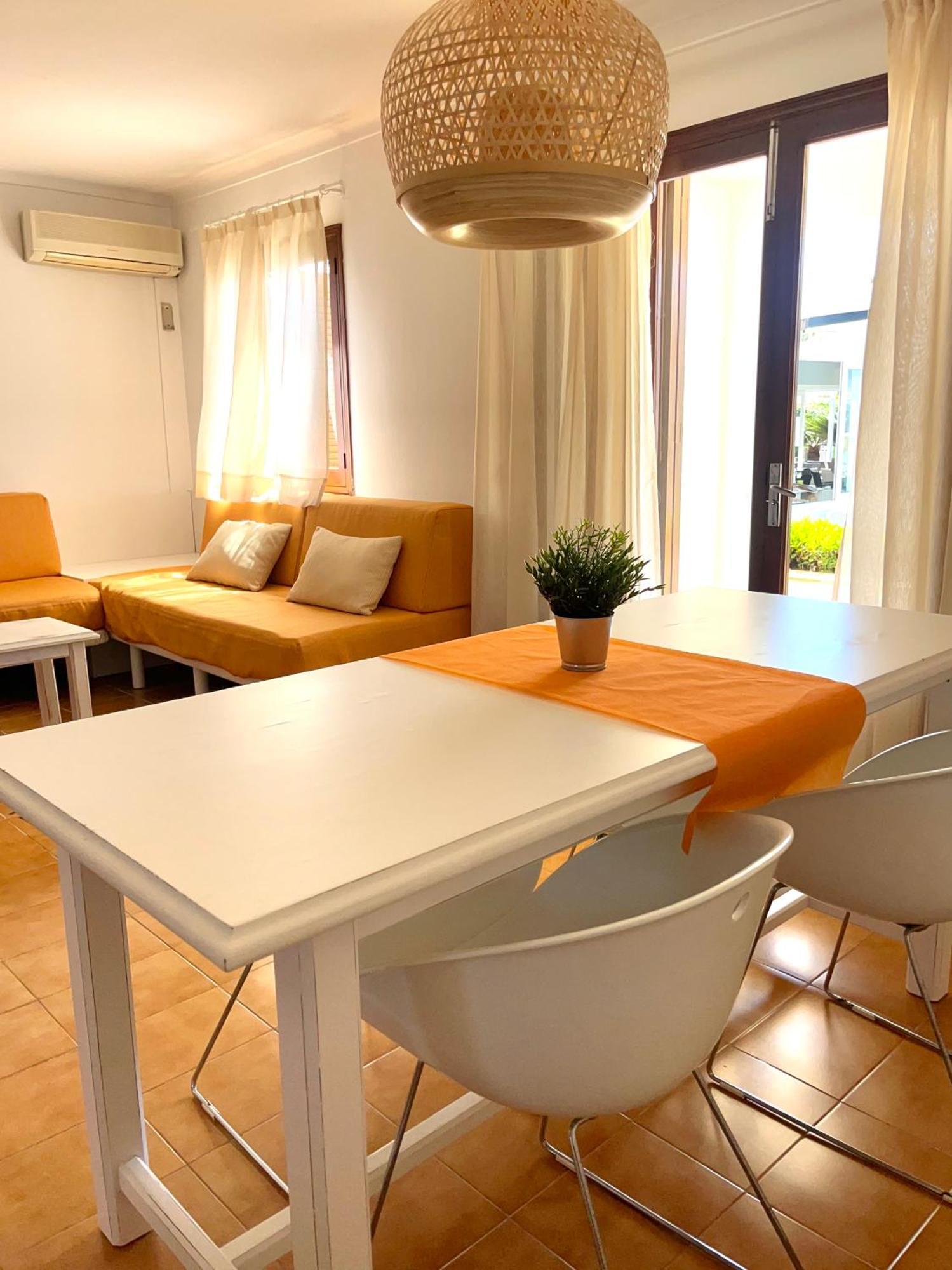 Apartamentos Cristina Cala Millor  Extérieur photo
