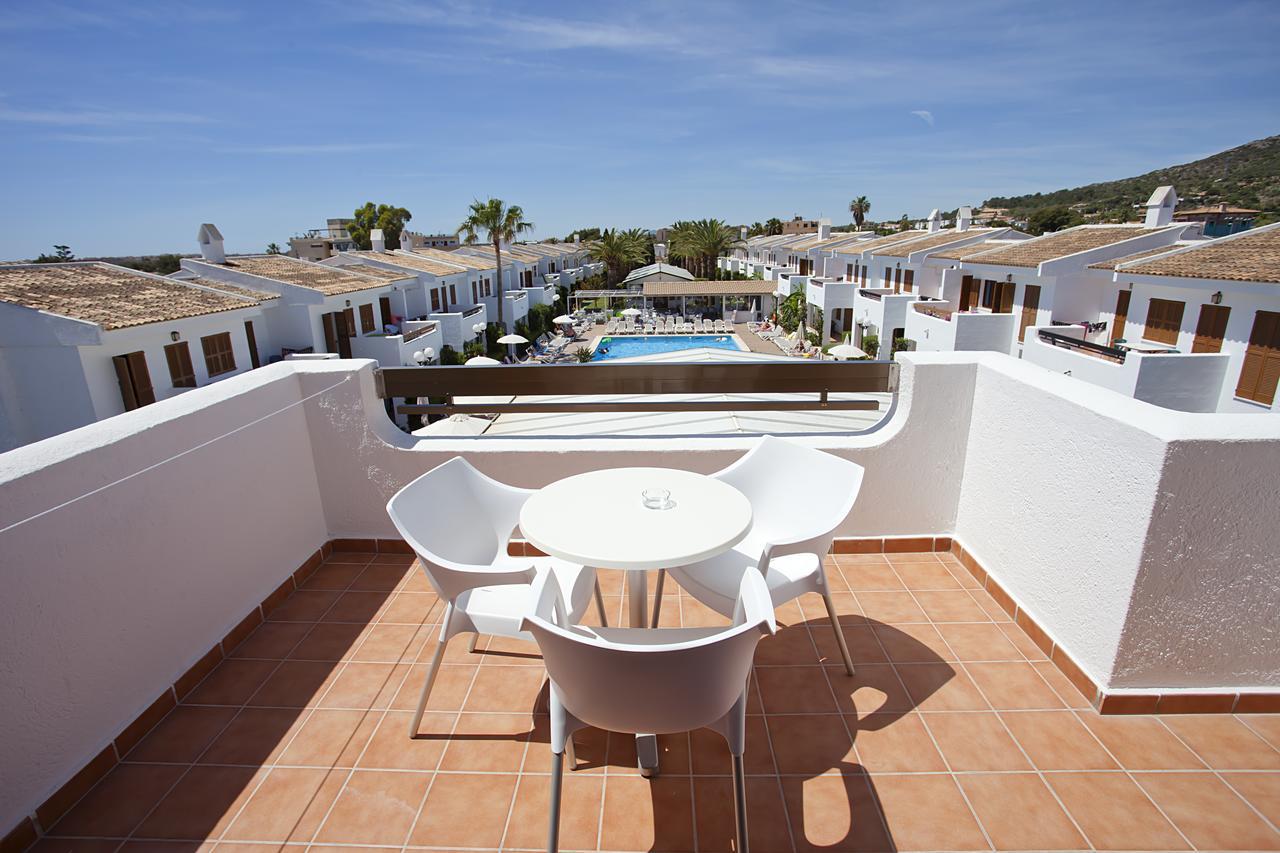 Apartamentos Cristina Cala Millor  Extérieur photo